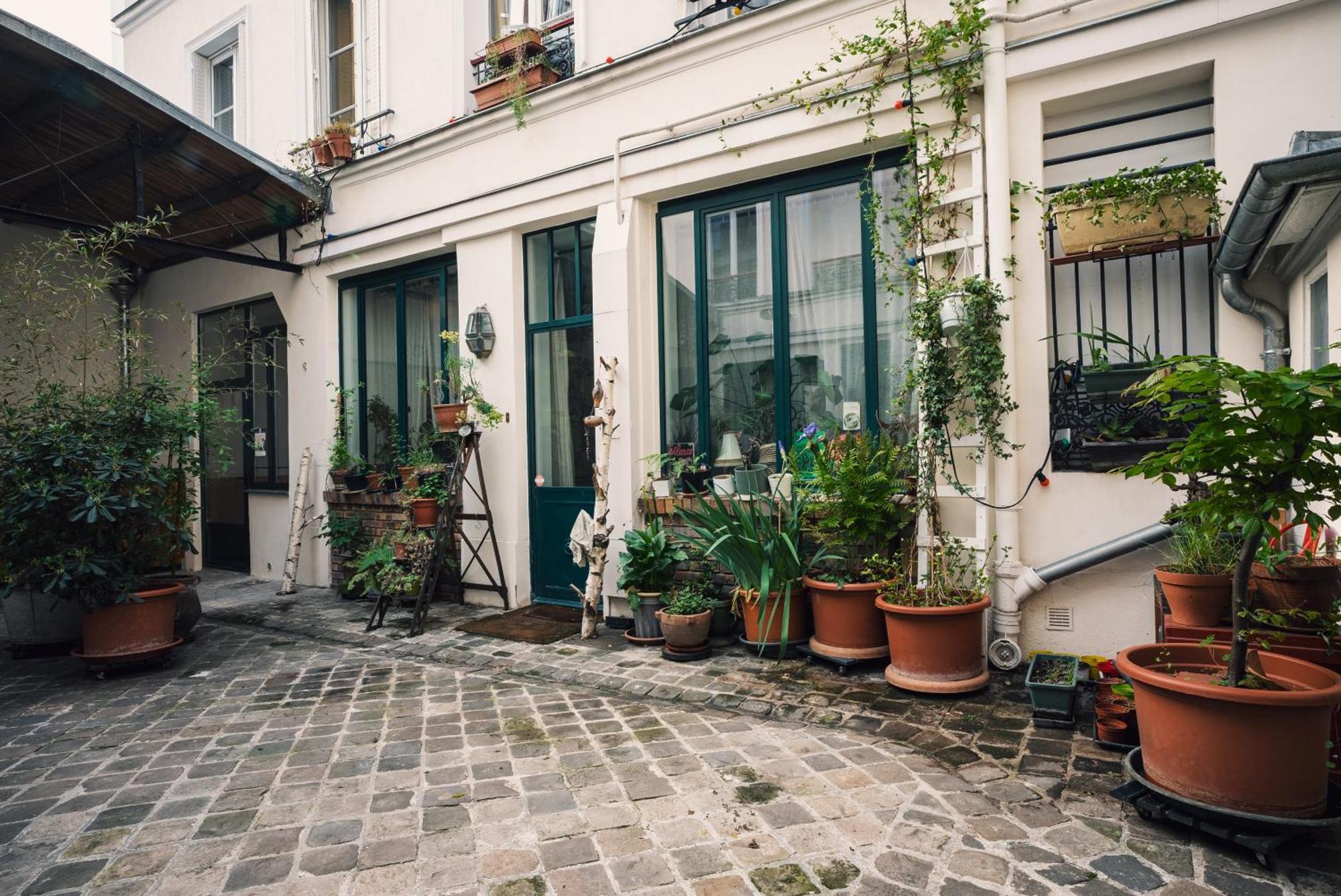 Duplex Sur Cour Arboree Paris Exterior foto