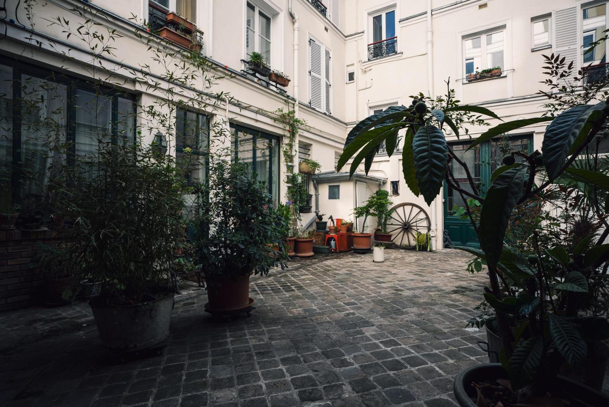 Duplex Sur Cour Arboree Paris Exterior foto
